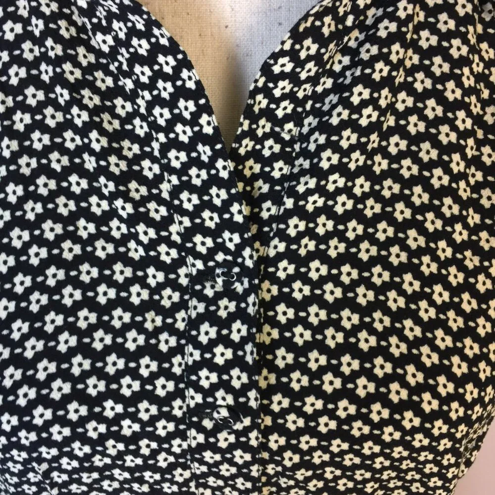 Ann Taylor Loft Mini Dress Size 8 Womans Black Floral Short Sleeve Elastic Waist - Picture 12 of 15